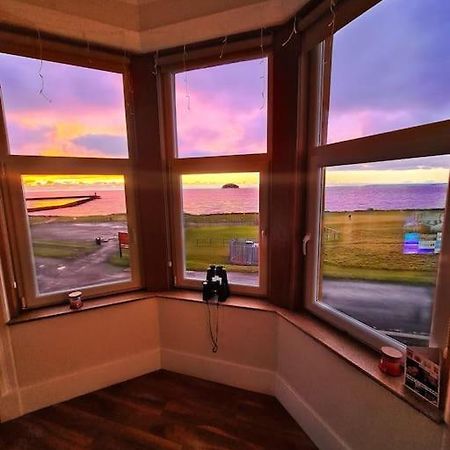 Girvan - Sea View Beach Access Apartment 외부 사진