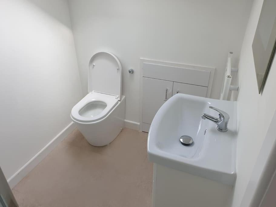 Girvan - Sea View Beach Access Apartment 외부 사진